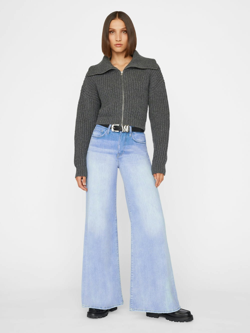 jeans full body view alt:hover